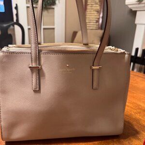 Kate Spade Light Beige Leather Cedar Street Jensen Tote excellent condition